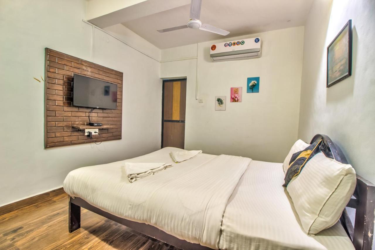Stanleys Guest House Baga Exterior foto