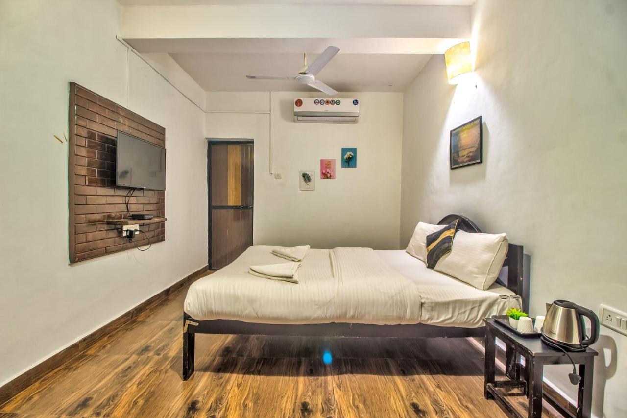 Stanleys Guest House Baga Exterior foto