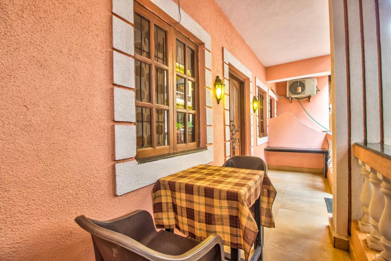 Stanleys Guest House Baga Exterior foto
