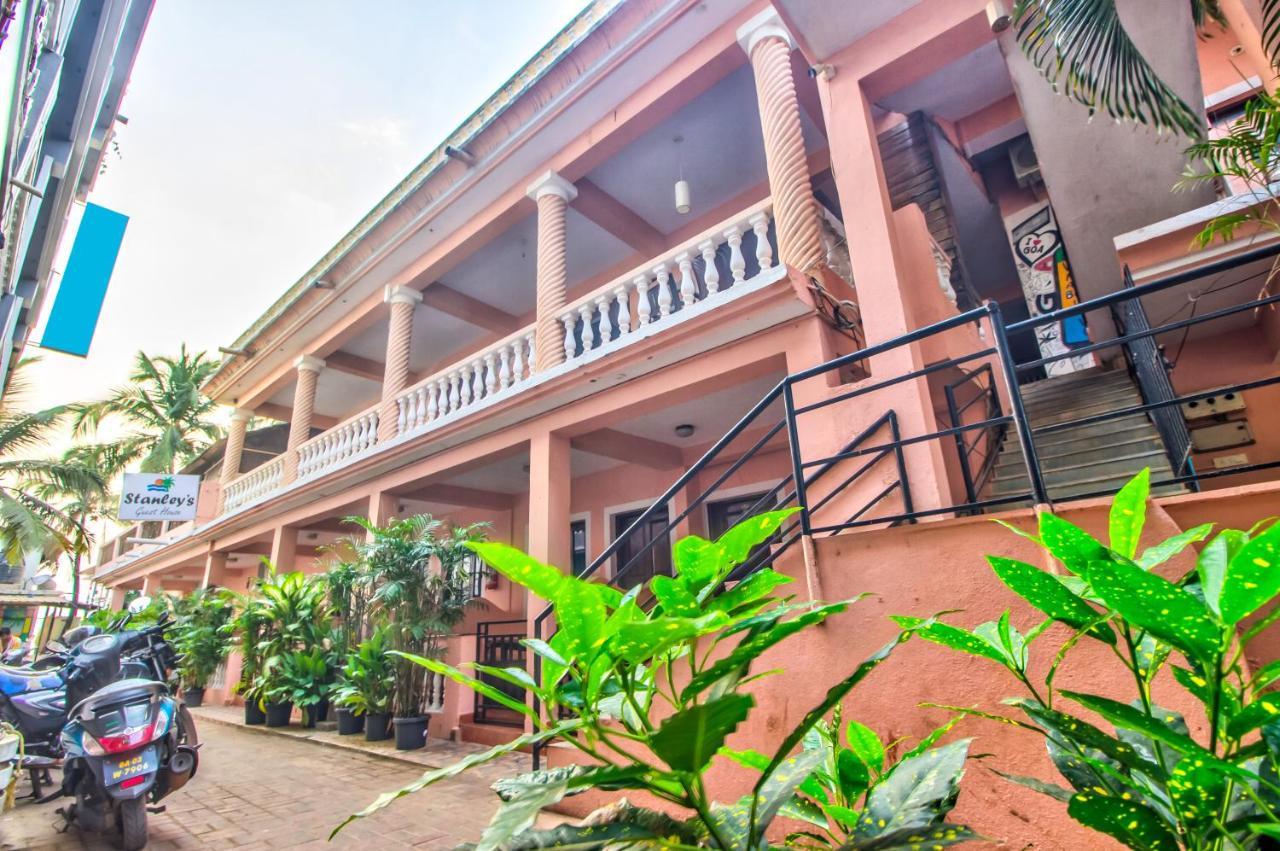 Stanleys Guest House Baga Exterior foto